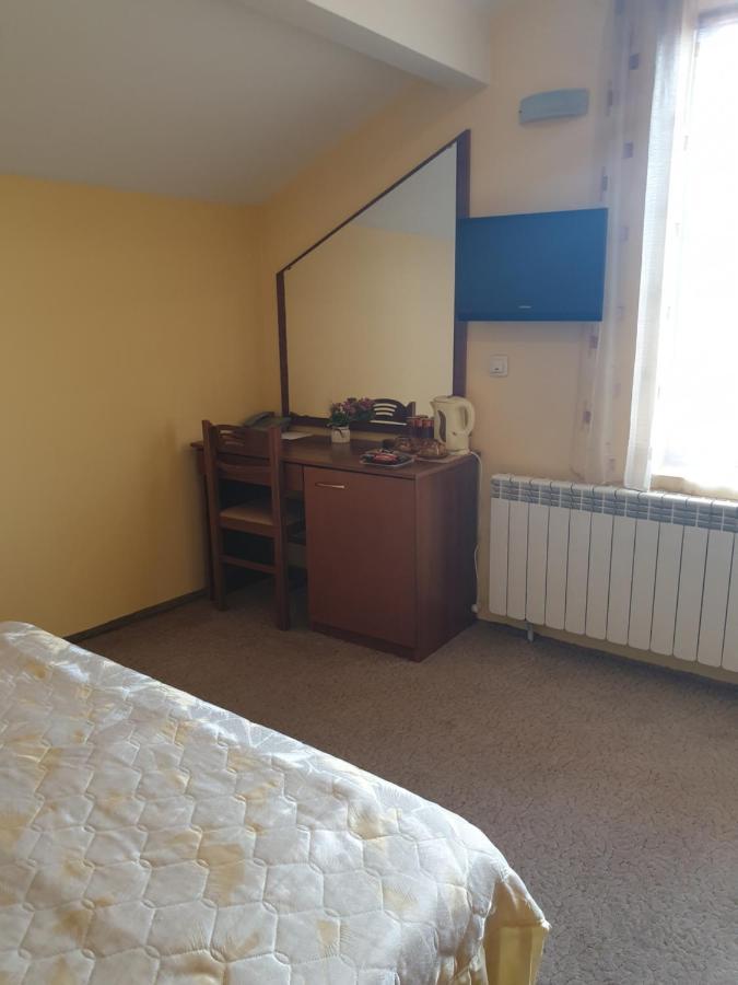 Guesthouse Kiritsovi Банско Экстерьер фото